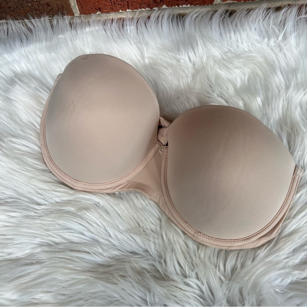 Victoria’s Secret PINK Tan Nude Strapless Push Up Bra
